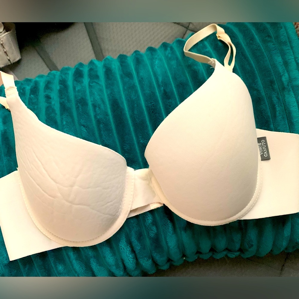 (2 set) Vince Camuto Underwire Bra Set Size 36B